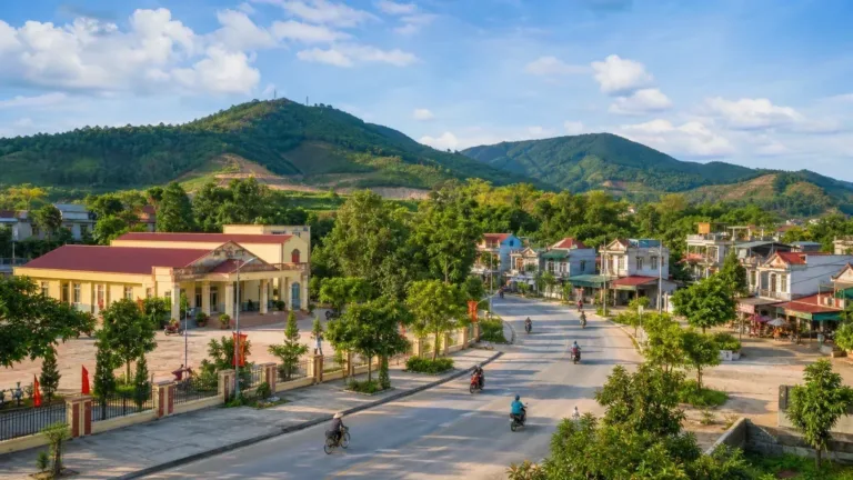 Minh họa trung tâm miền núi, dân cư và đời sống tại Xã Sơn Động, Bắc Ninh